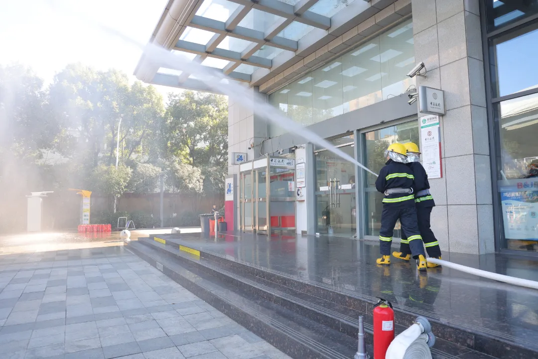 图片 15.png 图片 15.png